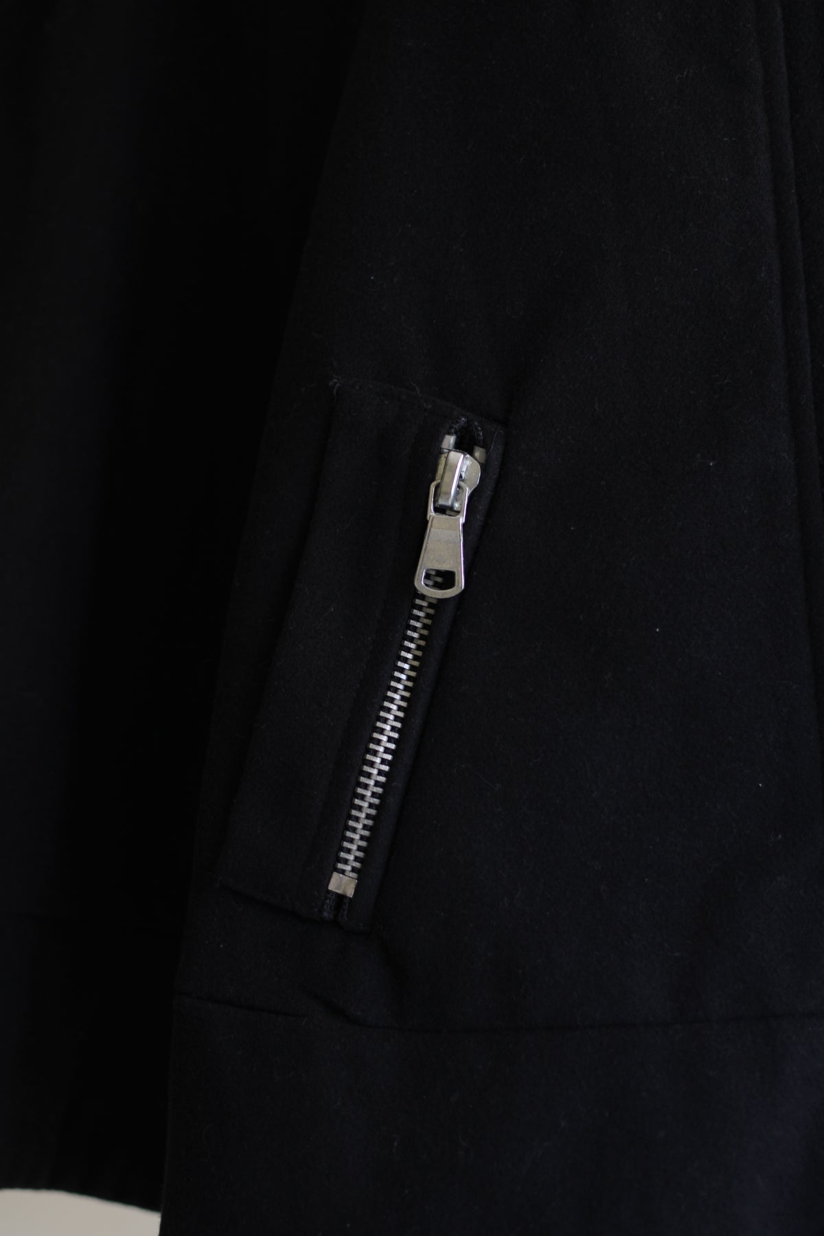 Capa preta lã Stradivarius S