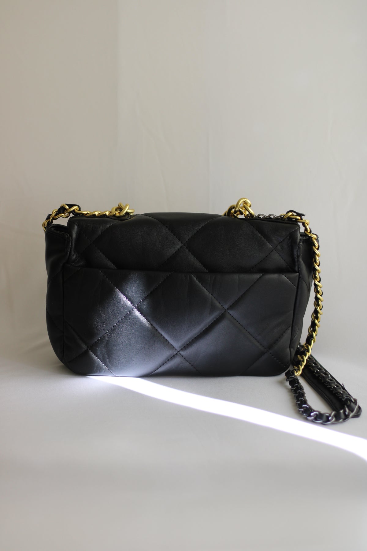 Mala Flipbag preta matelasse