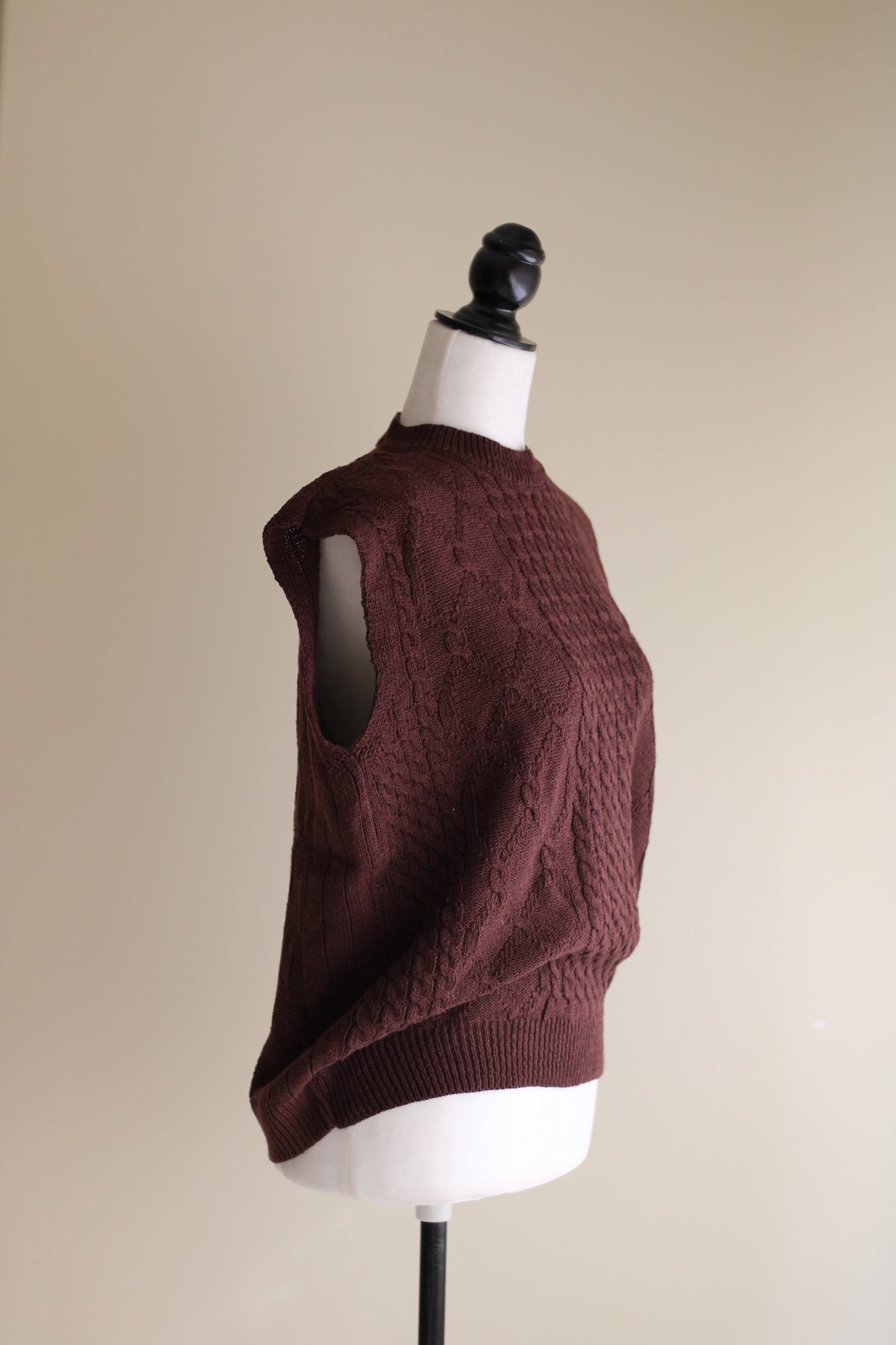 Colete de tricot feminino castanho S-L