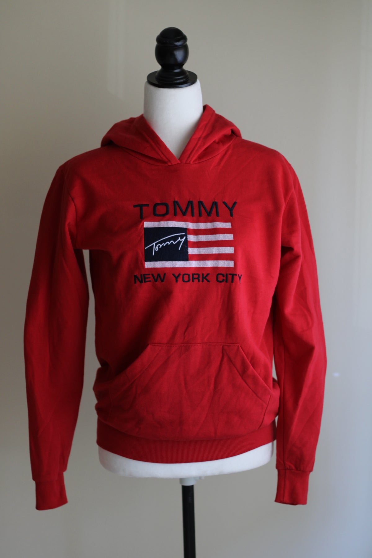 Moletom Tommy Hilfiger vermelho com capuz | M