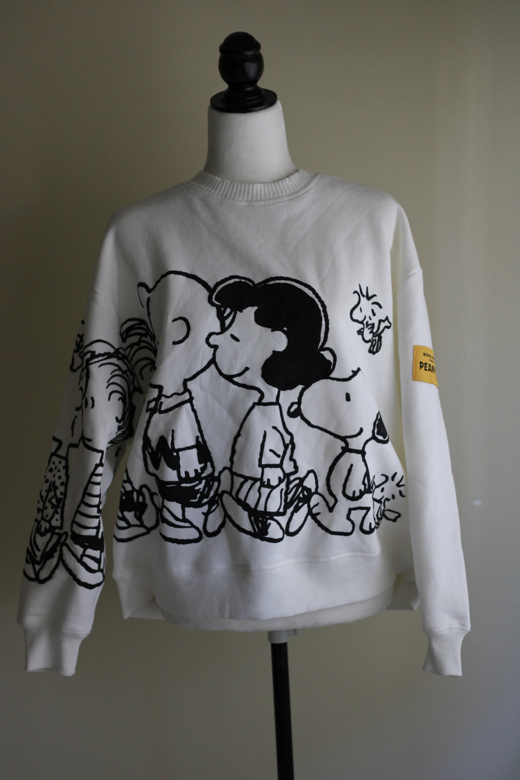 Moletom branco Peanuts Stradivarius, vista frontal