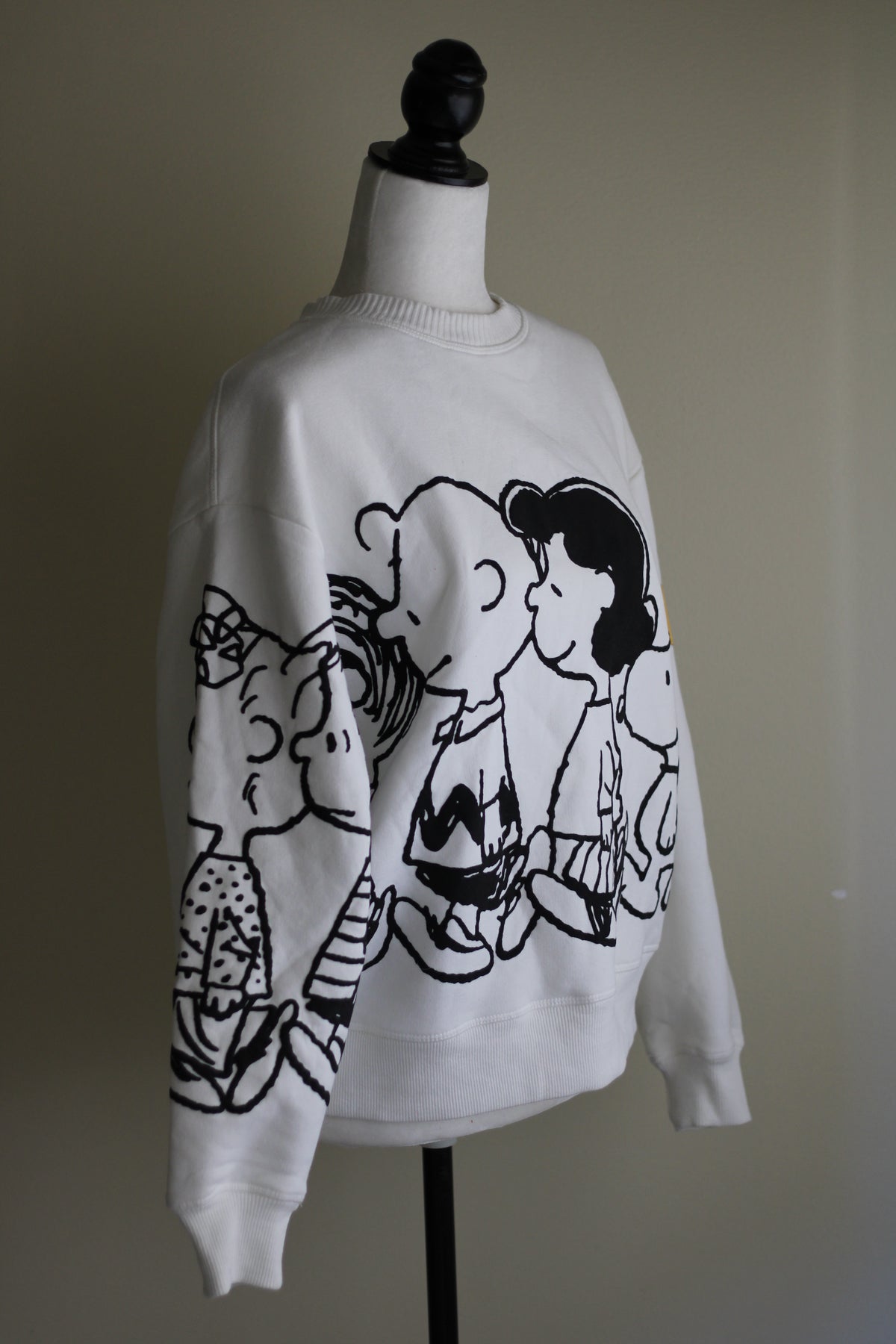 Pormenor do estampado preto Peanuts