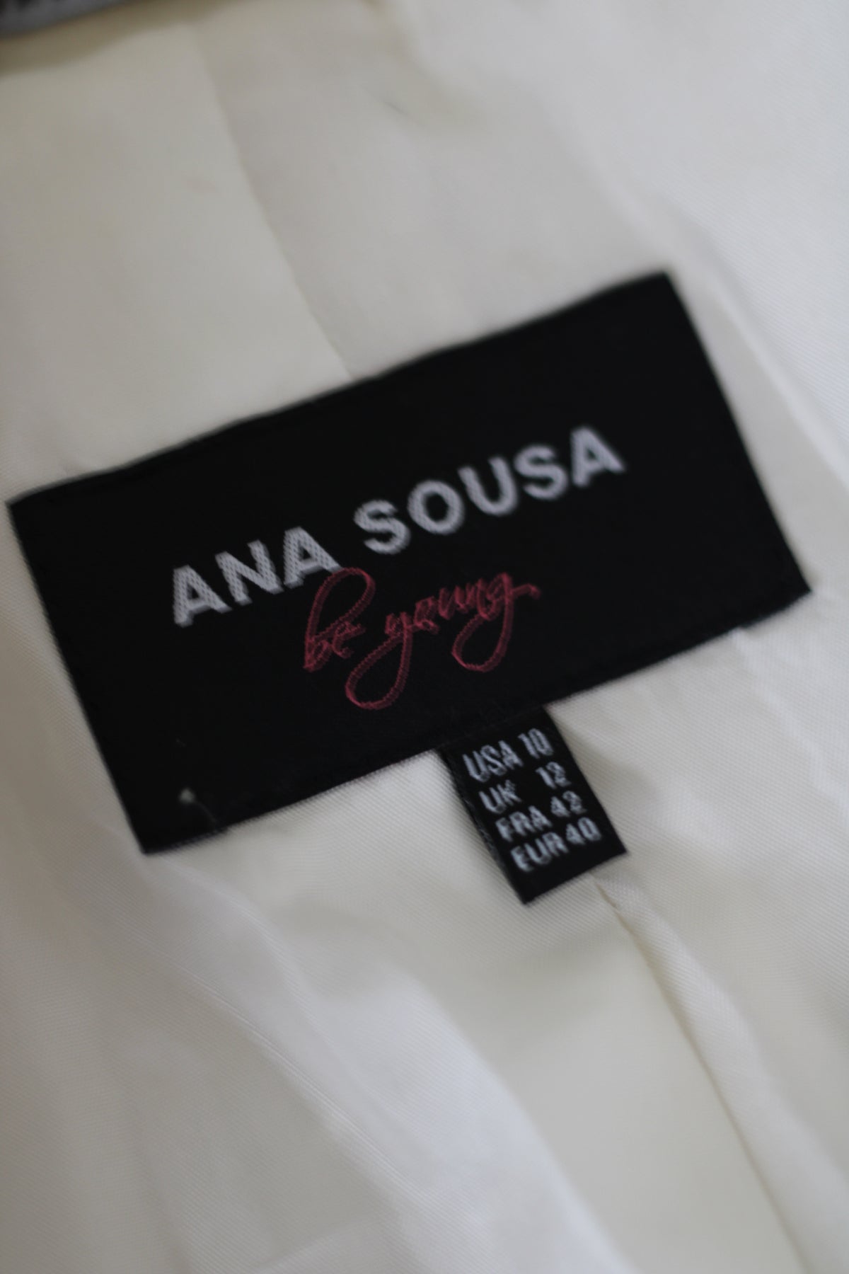 Casaco Ana Sousa Be Young creme 75% lã e caxemira – 40