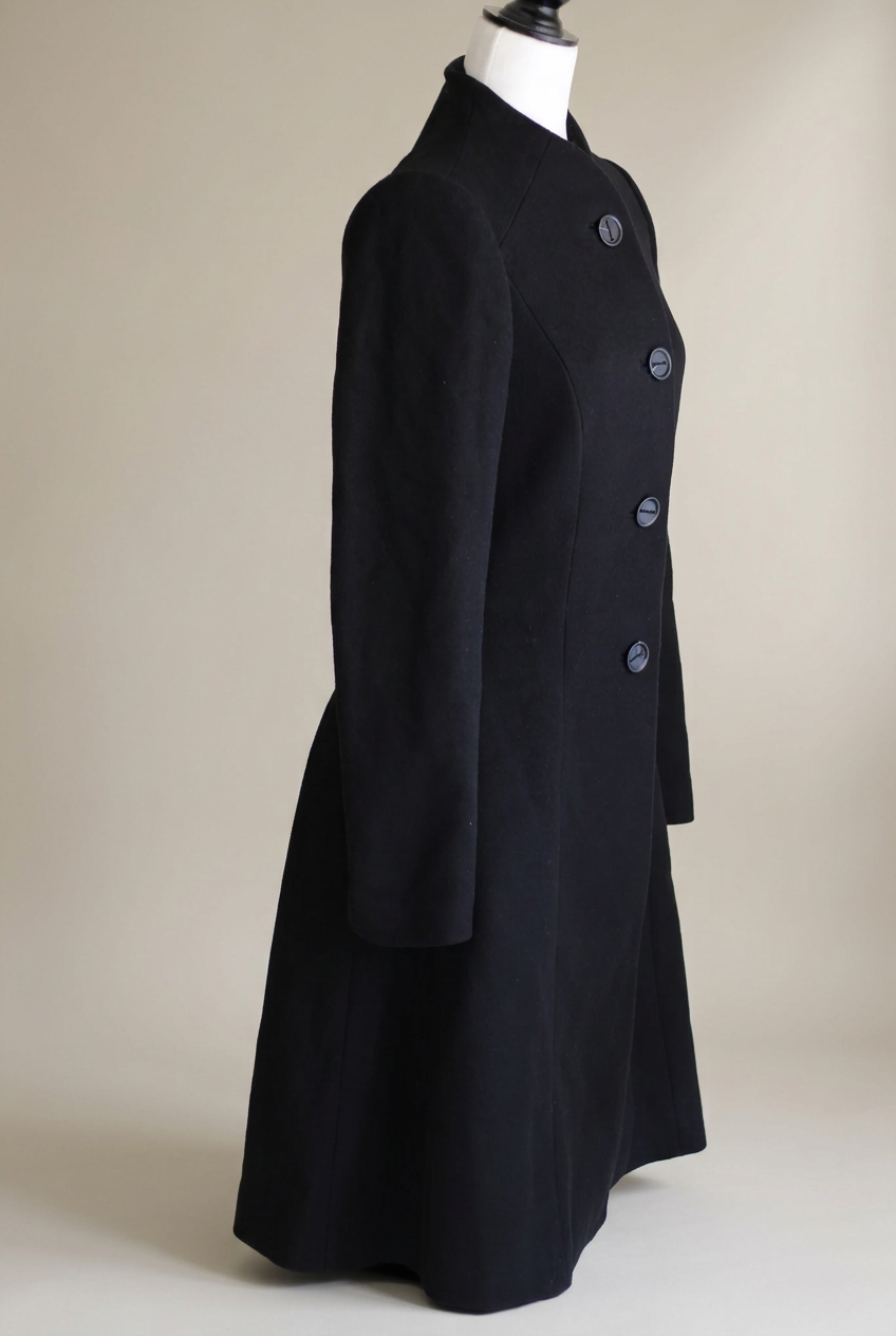 Sobretudo preto Zara de frente